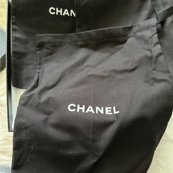 Chanel 37 slides - Picture 5 of 6